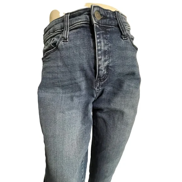 Universal Thread jeans Size 6/28 Regular - Picture 3 of 15